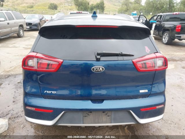 KNDCB3LC4J5155945 KIA NIRO LX