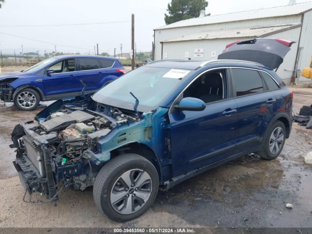 KNDCB3LC4J5155945 KIA NIRO LX