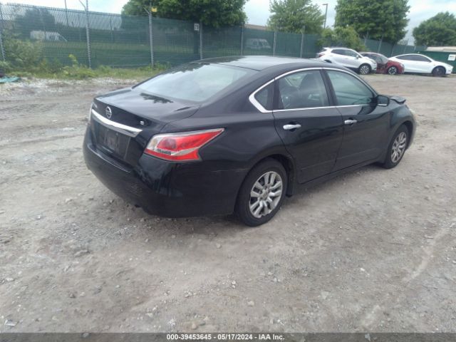 1N4AL3AP0FC594692 Nissan Altima 2.5 S