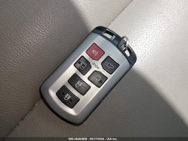 Toyota SIENNA XLE 2020 5TDYZ3DC1LS038904 Image 11