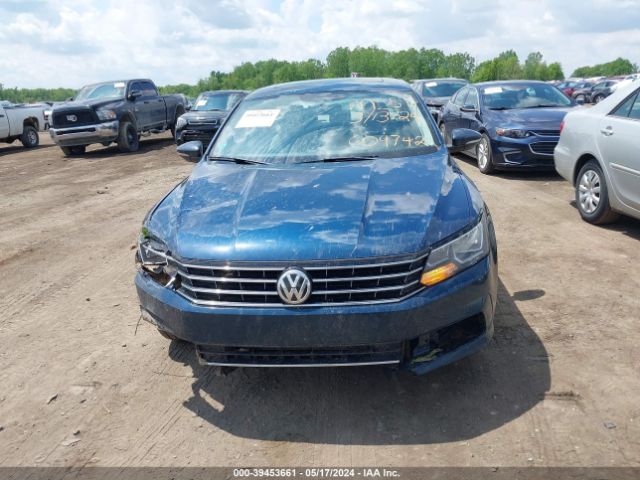 1VWLA7A37KC009742 Volkswagen Passat 2.0t Wolfsburg Edition