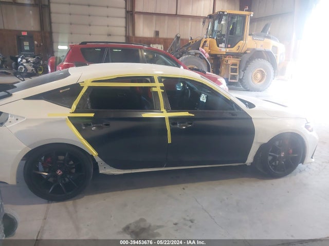 Honda Civic Type R Touring 2023 JHMFL5G43PX003417 Image 13