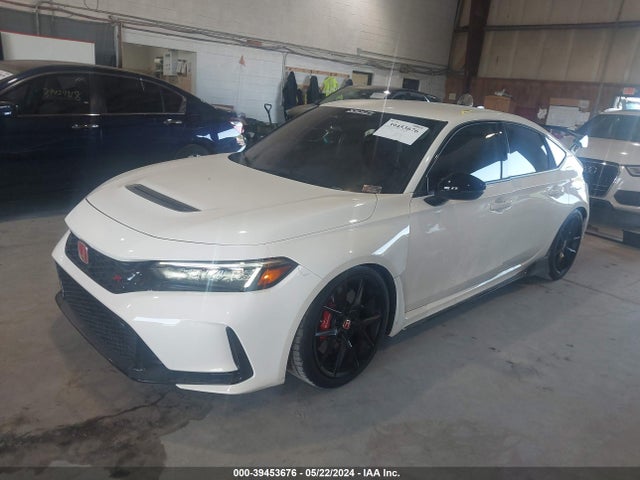 Honda Civic Type R Touring 2023 JHMFL5G43PX003417 Image 2