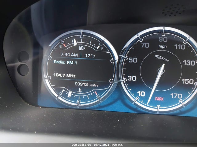 2011 JAGUAR XJ SAJWA2GB0BLV04741 Photo 6