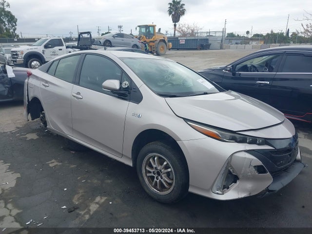 Toyota Prius Prime Premium 2018 JTDKARFP2J3092954 zdjęcie główne