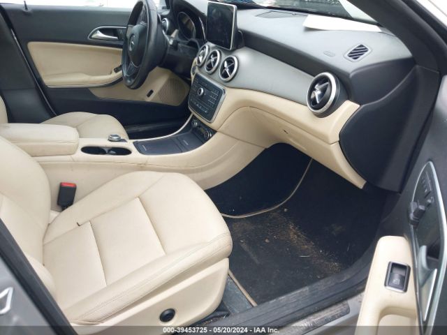 WDDSJ4GB1FN203064 Mercedes-Benz CLA 250 4MATIC