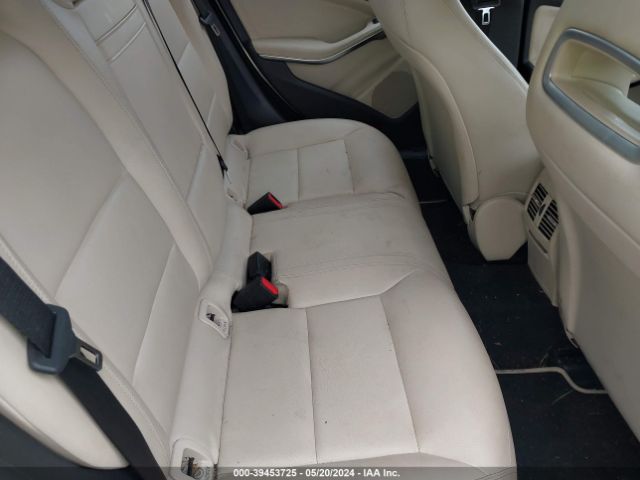 WDDSJ4GB1FN203064 Mercedes-Benz CLA 250 4MATIC