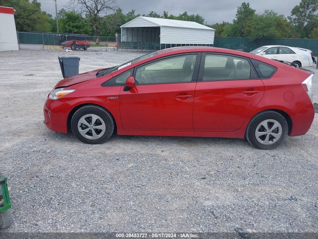 Toyota Prius Three 2015 JTDKN3DU6F0462290 Image 14