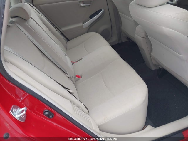 Toyota Prius Three 2015 JTDKN3DU6F0462290 Image 8