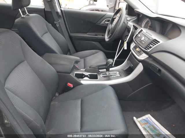 Aukcja sprzedaży 2015 Honda Accord Lx, vin: 1HGCR2F30FA039627, numer aukcji: 39453733