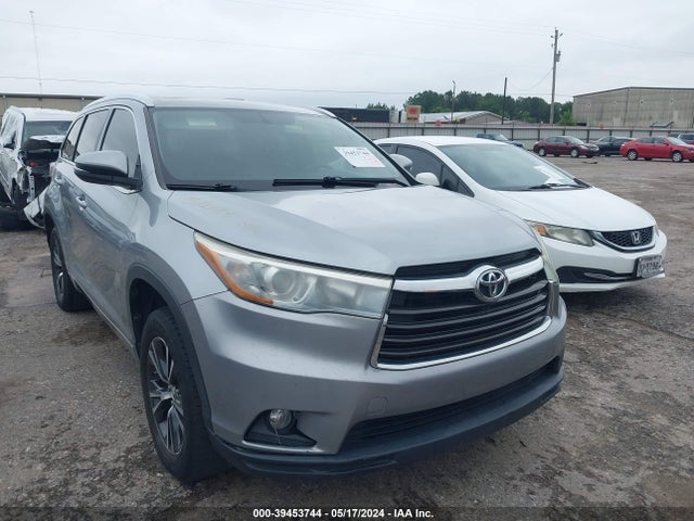 Toyota Highlander Xle V6 2016 5TDKKRFH4GS502456 Image 1