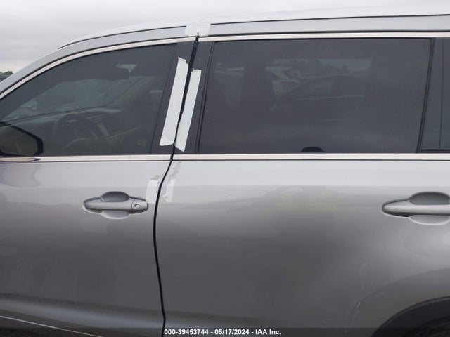 Toyota Highlander Xle V6 2016 5TDKKRFH4GS502456 Image 14