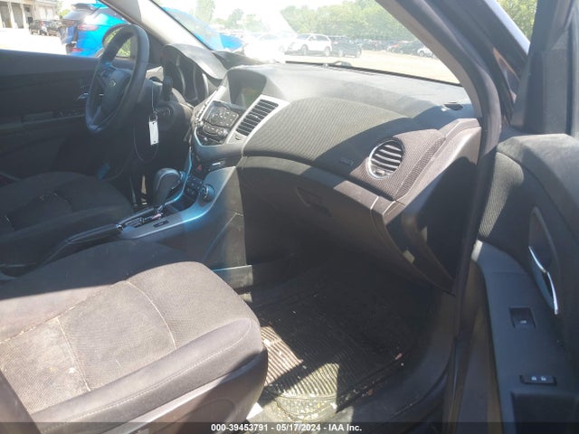 Chevrolet Cruze 1lt Auto 2015 1G1PC5SB3F7146306 Image 5