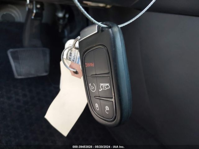 1C4PJMBX2KD141161 Jeep Cherokee Trailhawk 4x4