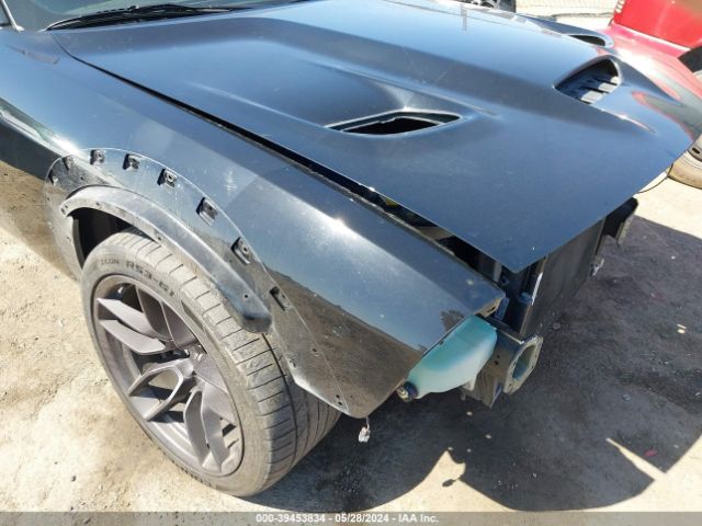 2C3CDZFJ4KH661393 Dodge Challenger R/t Scat Pack Widebody