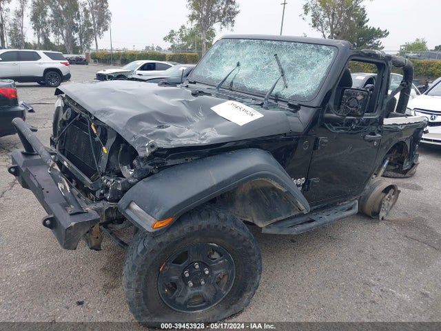 1C4GJXAN8JW229376 Jeep Wrangler Sport 4x4
