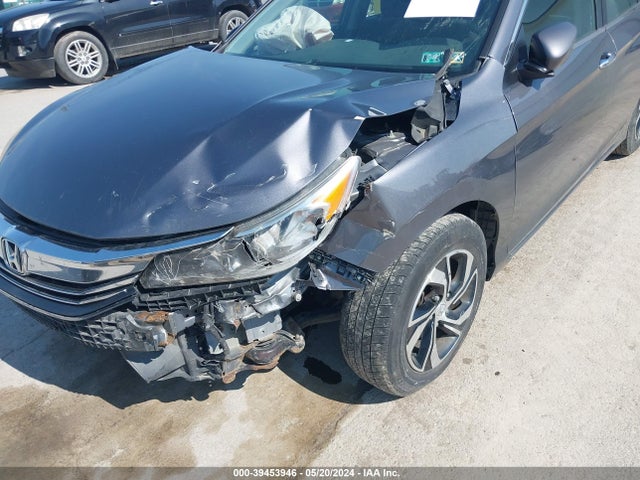 Honda ACCORD LX 2017 1HGCR2F3XHA135798 Image 18