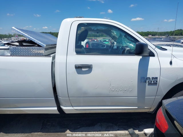 RAM 1500 Classic Tradesman Regular Cab 4x2 8' Box 2023 3C6JR6DG5PG550294 Image 13