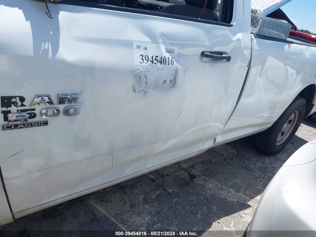RAM 1500 Classic Tradesman Regular Cab 4x2 8' Box 2023 3C6JR6DG5PG550294 Image 18