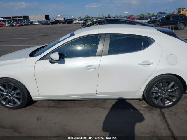 JM1BPAKL6M1336995 Mazda Mazda3 Select