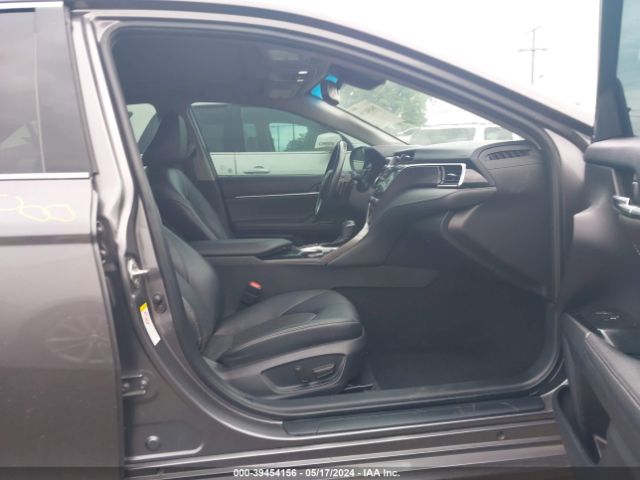 4T1B61HK8JU044644 Toyota CAMRY XSE
