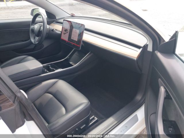 5YJ3E1EB0JF130474 Tesla Model 3 Long Range/performance