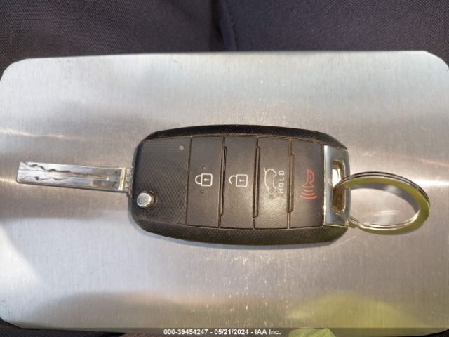 KNDJN2A24G7840916 KIA Soul