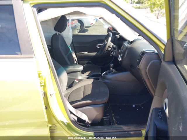 KNDJN2A24G7840916 KIA Soul