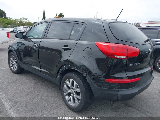 KIA Sportage Lx 2016 KNDPB3AC9G7812028 Image 3