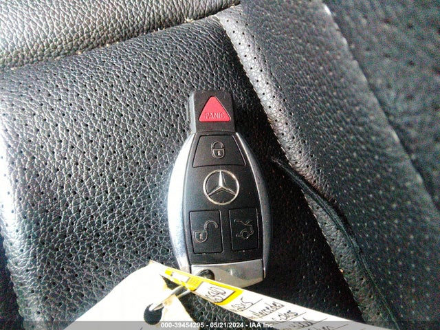 55SWF6GB8FU021268 Mercedes-Benz C 400 4matic