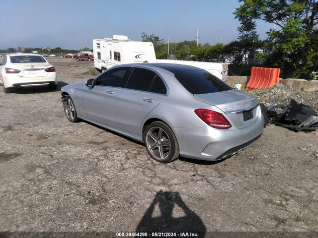 55SWF6GB8FU021268 Mercedes-Benz C 400 4matic