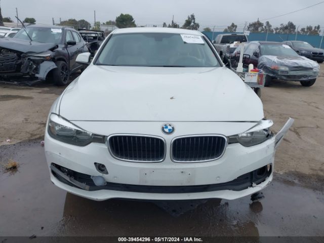 WBA8E1G38HNU16920 BMW 320i