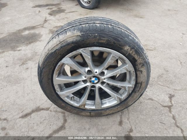 WBA8E1G38HNU16920 BMW 320i
