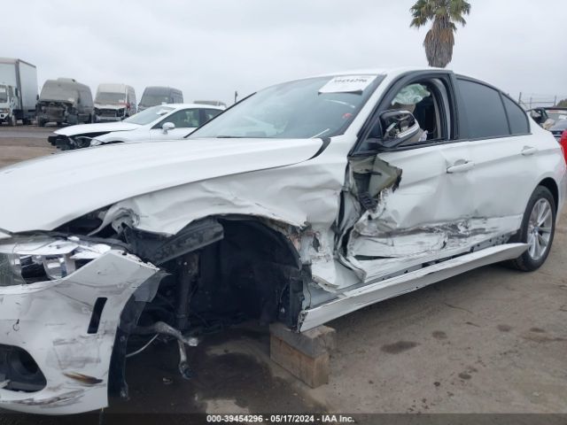 WBA8E1G38HNU16920 BMW 320i