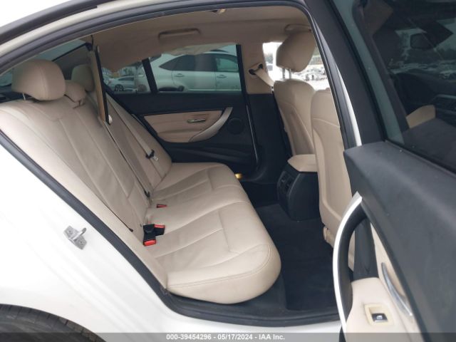 WBA8E1G38HNU16920 BMW 320i