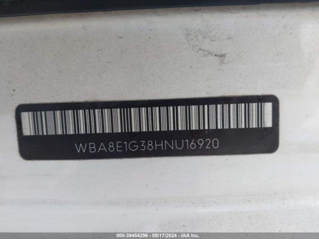 WBA8E1G38HNU16920 BMW 320i