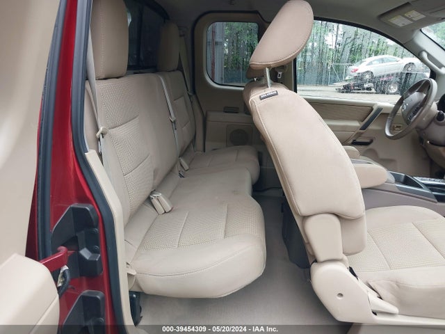 Nissan TITAN SV 2014 1N6AA0CA4EN520229 Image 8