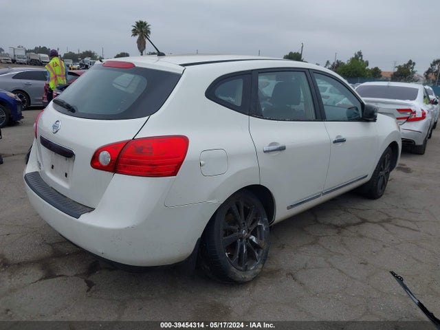Nissan Rogue Select S 2014 JN8AS5MT7EW604430 Image 4
