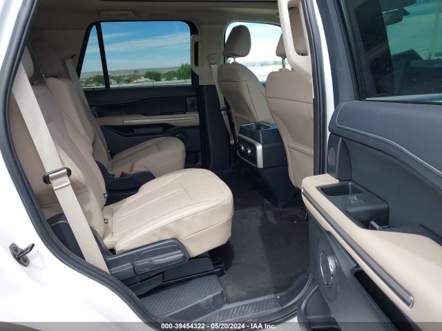 Ford Expedition Limited 2024 1FMJU1K82REA48449 Image 8