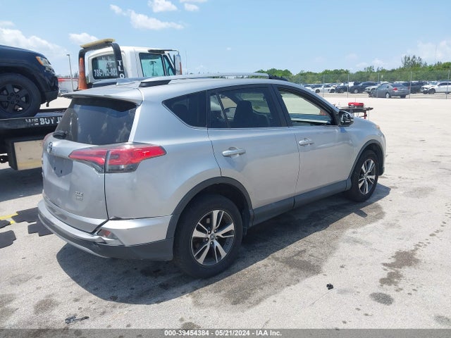 Toyota Rav4 Xle 2017 2T3RFREV7HW550737 Image 4