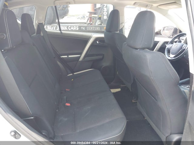 Toyota Rav4 Xle 2017 2T3RFREV7HW550737 Image 8