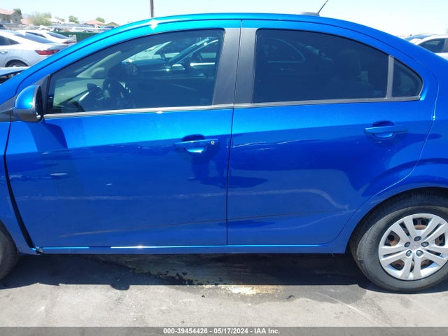 Chevrolet Sonic Ls Auto 2019 1G1JB5SB5K4126806 Image 14