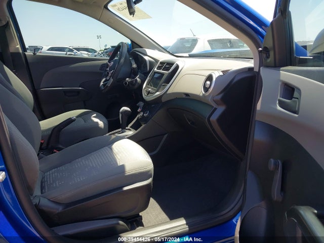 Chevrolet Sonic Ls Auto 2019 1G1JB5SB5K4126806 Image 5