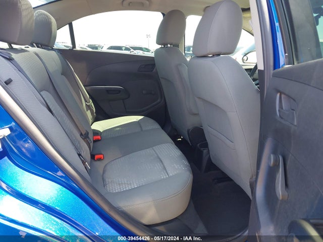 Chevrolet Sonic Ls Auto 2019 1G1JB5SB5K4126806 Image 8