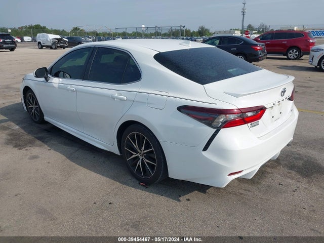 Toyota CAMRY SE 2022 4T1G11AK3NU637946 Image 3