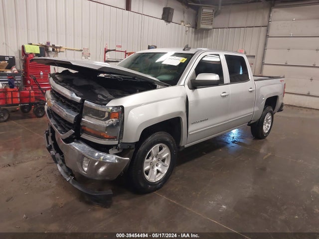 Chevrolet Silverado 1500 1lt 2018 3GCUKRECXJG293308 Image 2