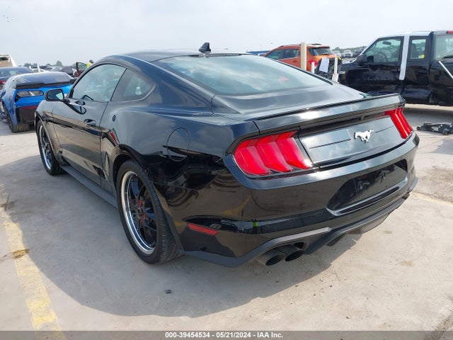 Ford Mustang Ecoboost Premium Fastback 2022 1FA6P8TH8N5140335 Image 3