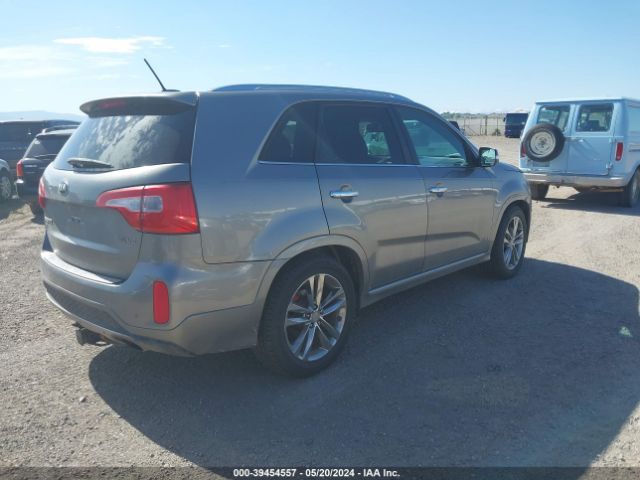 5XYKWDA74FG642704 KIA Sorento Limited V6