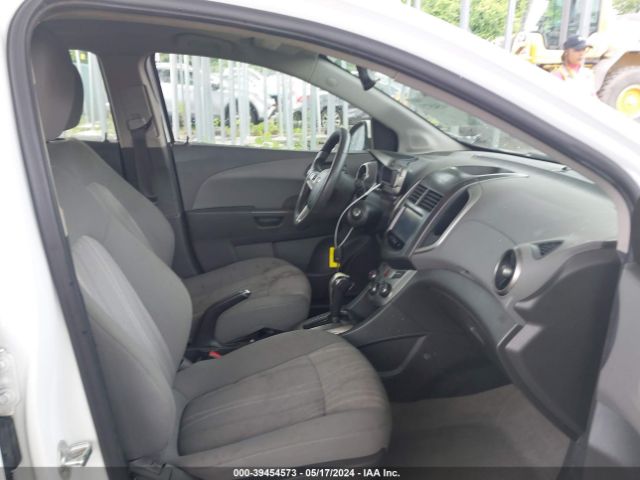 1G1JC6SG0G4131000 Chevrolet Sonic Lt Auto