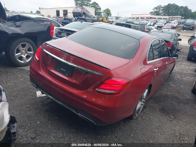 Mercedes-Benz E 300 2018 WDDZF4JB4JA377302 Image 4